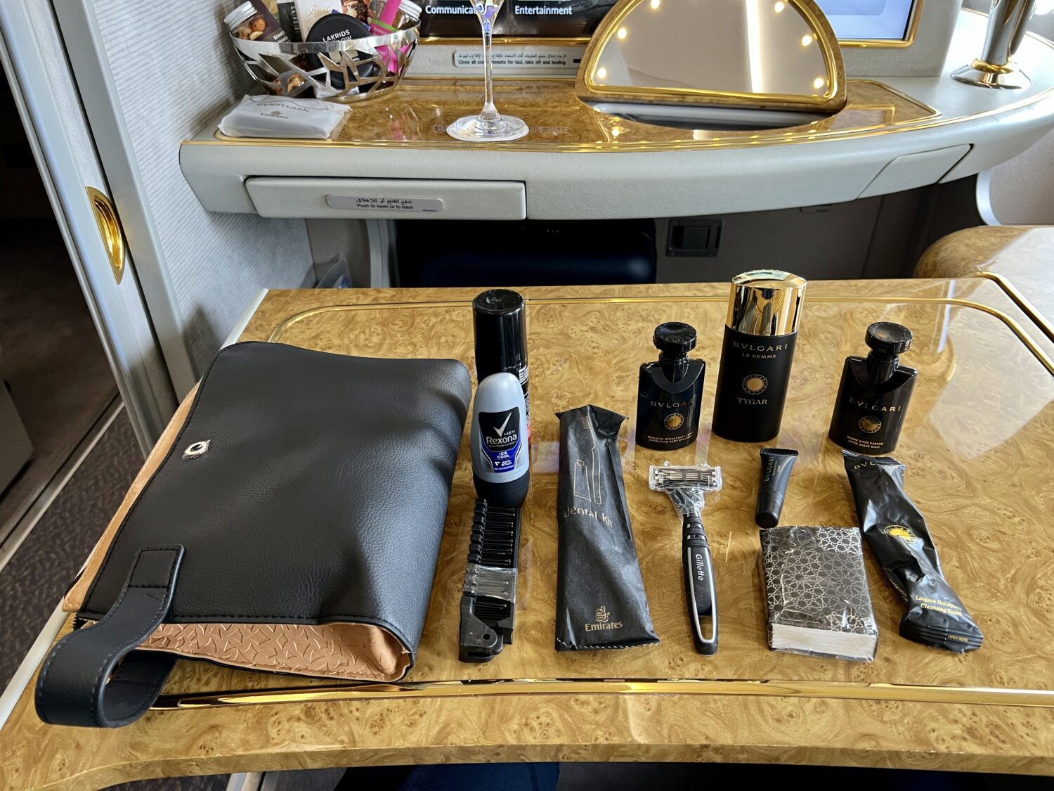 emirates first class amenity kit