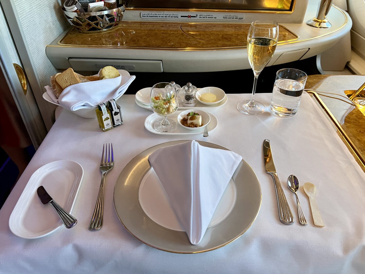 emirates first class amuse bouche