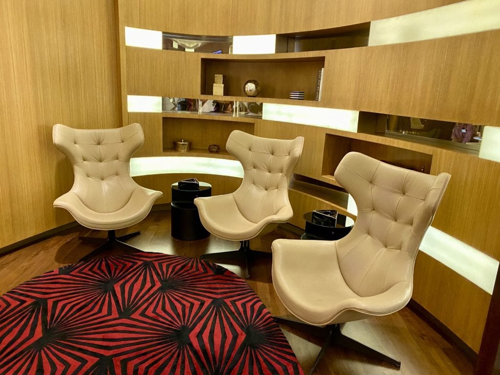 business Class vs First Class: Etihad cigar lounge