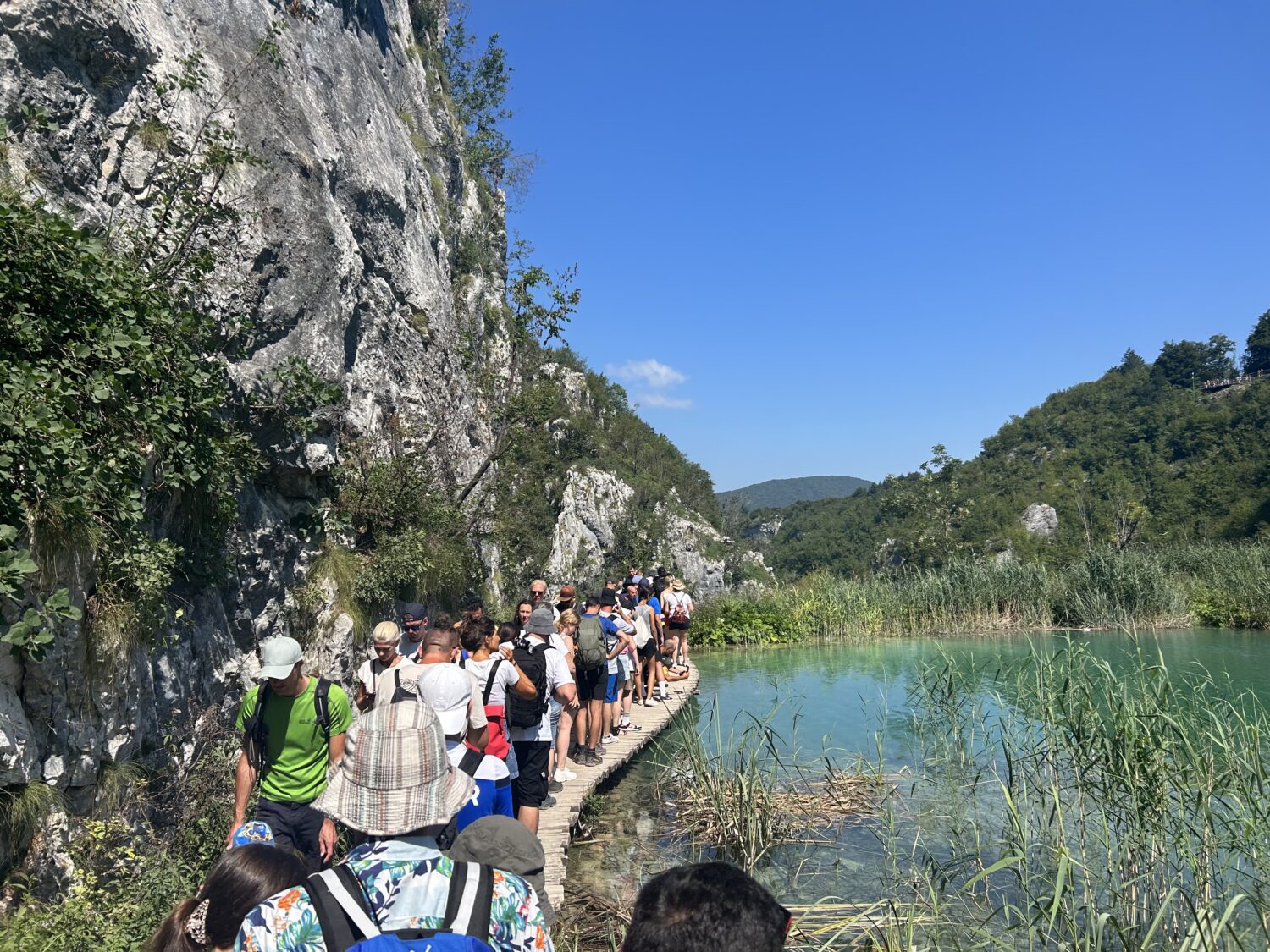 Plitvice Lakes boardwalk and crowds