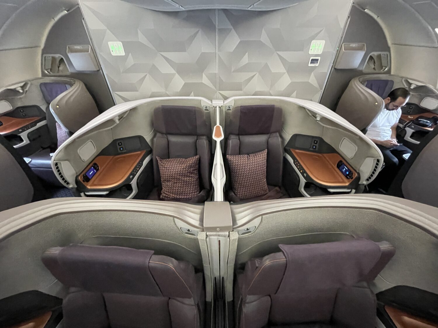 Singapore Airlines Business Class Seat