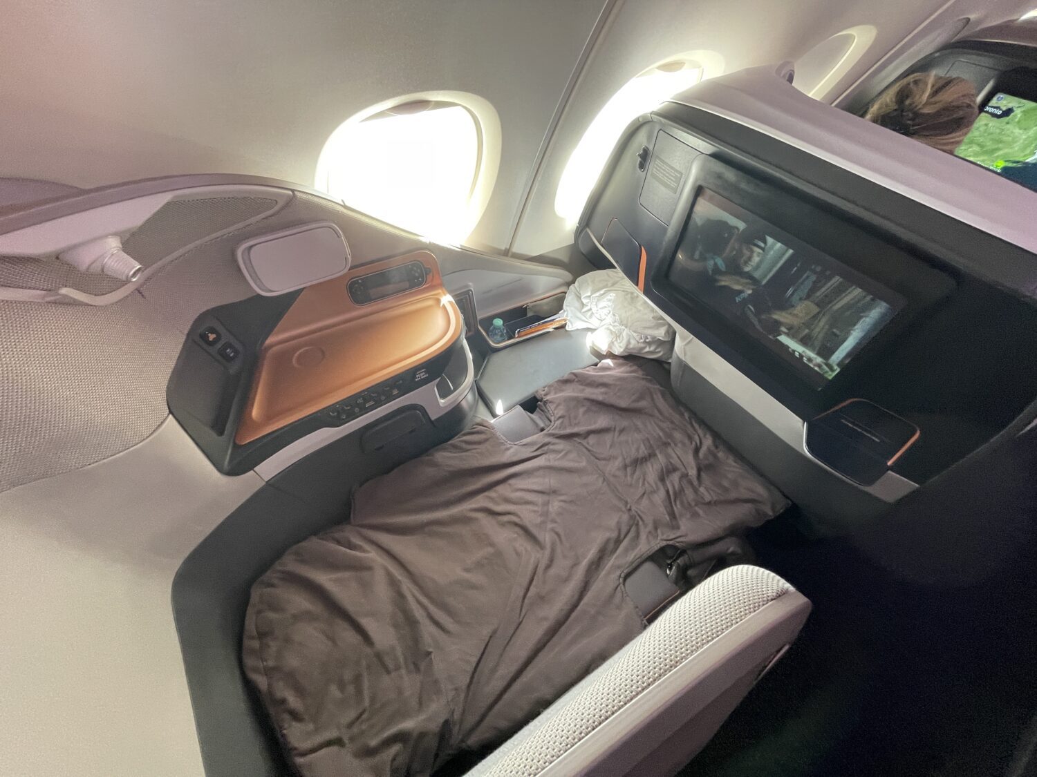 Singapore Airlines Business Class Seat