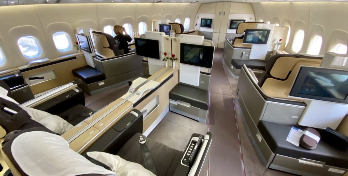 business class vs first class