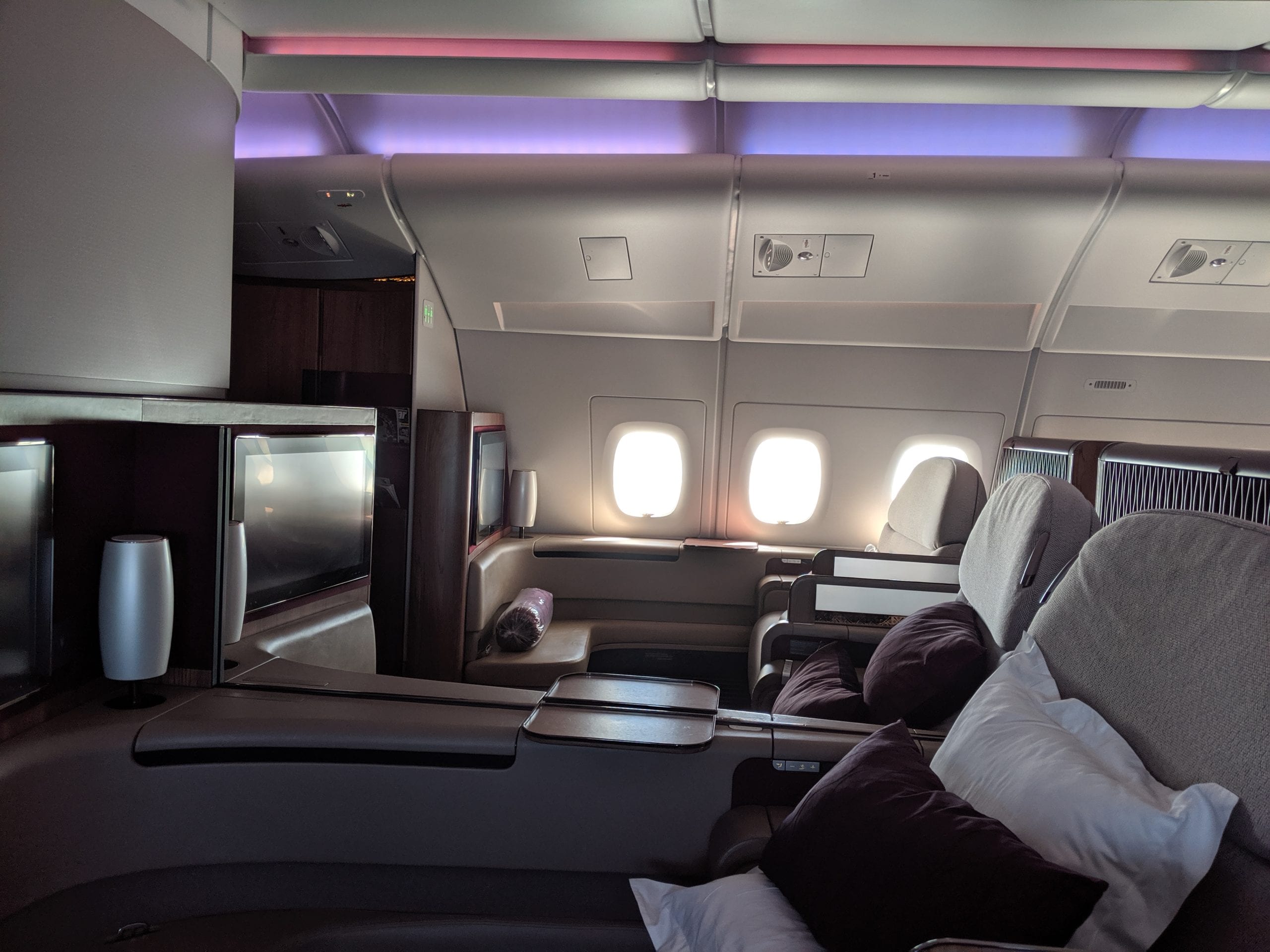 qatar airways first class