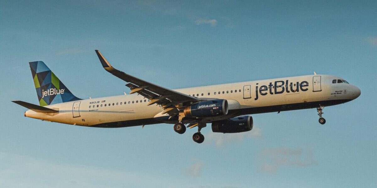 JetBlue is the Latest Airline to Target Delta Flyers with Generous Status Match
