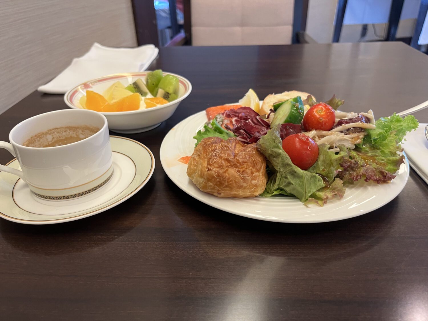 healthy breakfast at Hyatt Regency Club lounge Tokyo