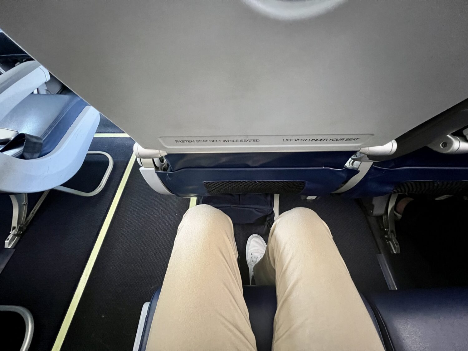 sun country airlines legroom